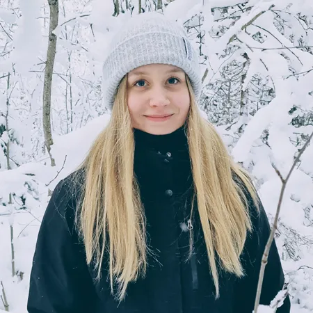 henna-author
